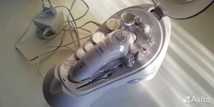 Маникюрный набор Vitek VT-2201