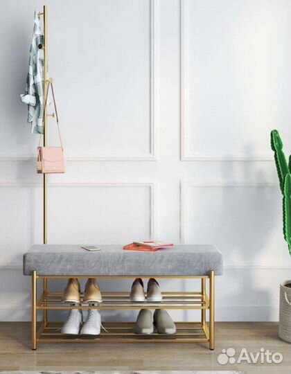 Вешалка для одежды. Банкетка