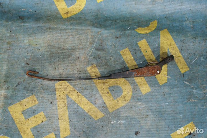 Поводок заднего дворника Nissan Almera n16