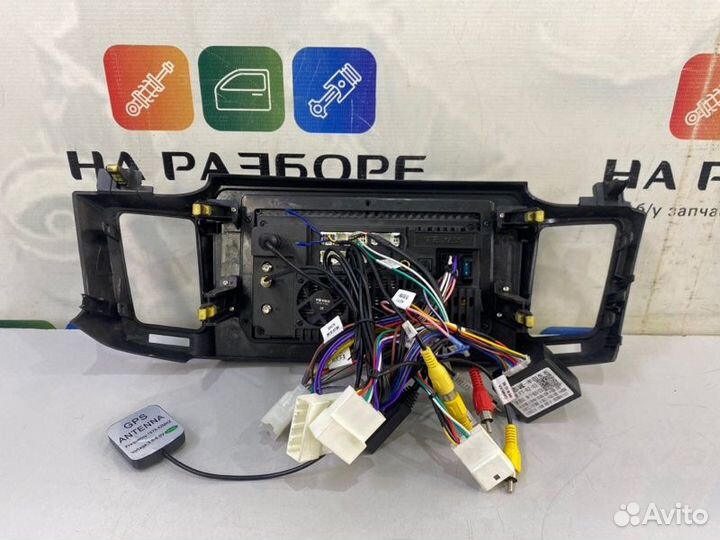 Магнитола Toyota Rav4 XA40 2AR-FE 2014