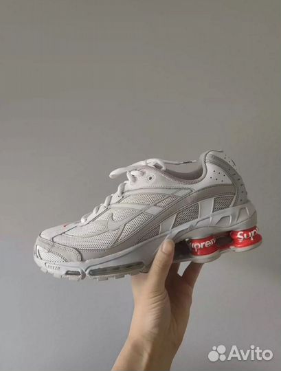 Nike shox x supreme