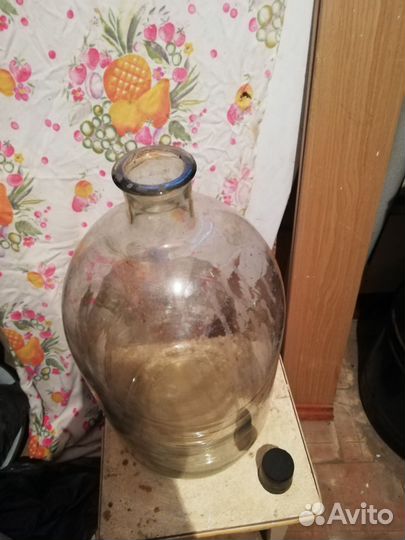 Банки и бутыли стеклянные