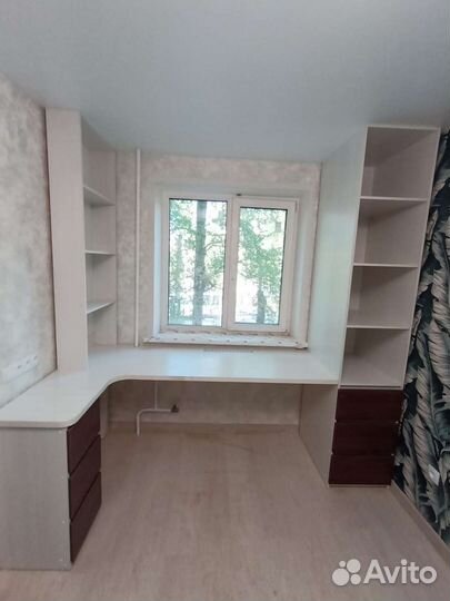 Стол, детский стол, школьный стол