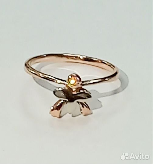 Золотое кольцо с бриллиантом 16,5 р(арт.127128) В9