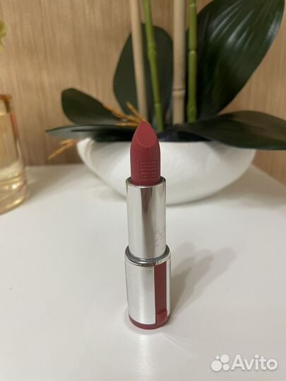 Помада Givenchy le rouge