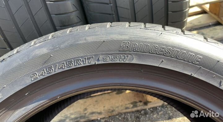 Bridgestone Turanza T005 245/45 R17