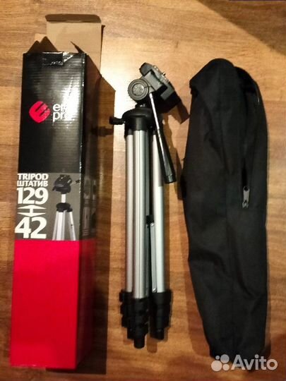 Штатив для фотоаппарата