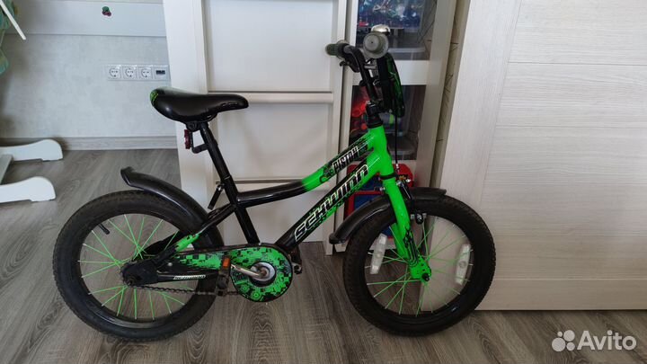 Велосипед Schwinn Piston 16 100-115см или 4-6 лет