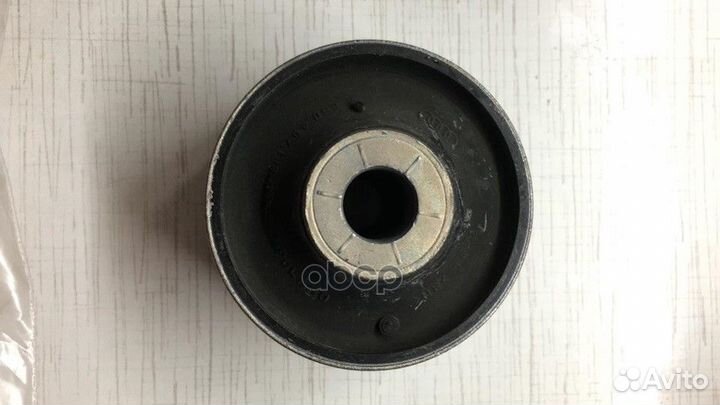 Сайлентблок audi TT(8S) (2015) 8S0407183B VAG