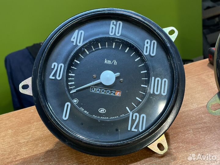 Приборы новые СССР лаз, лиаз 677