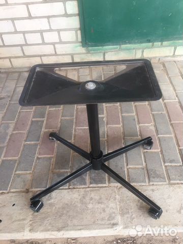 Подставка под телевизор