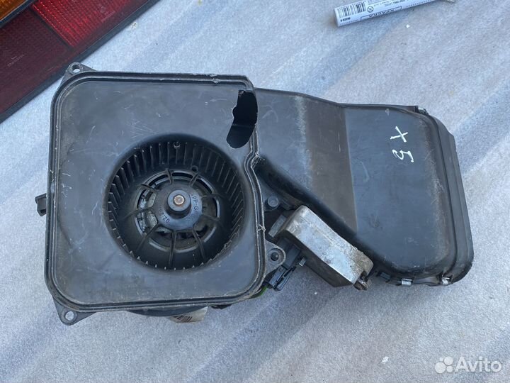 Моторчик печки задний с резистором Bmw X5 e53