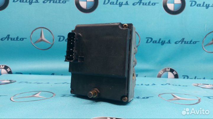 Блок ABS (насос) Mercedes-Benz E-Class W210