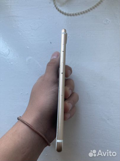 Телефон iPhone 7 plus