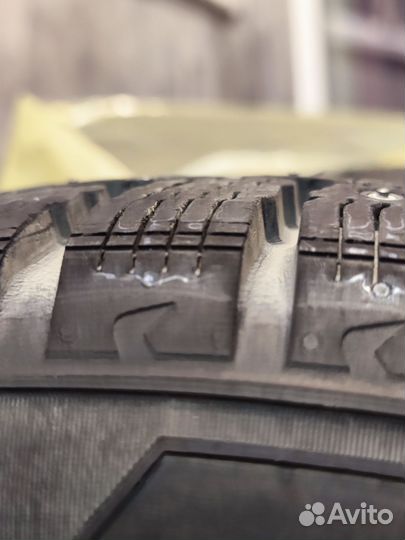 Nokian Tyres Hakkapeliitta 7 SUV 225/60 R18 104T