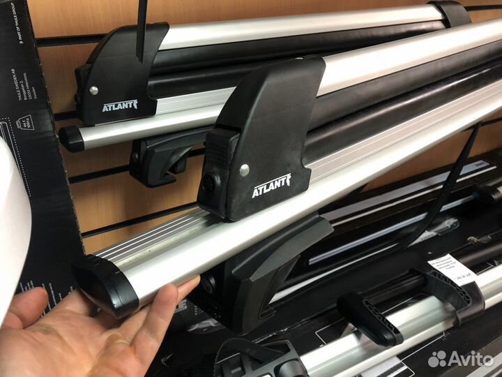 Багажник для лыж и сноубордов на крышу автомобиля