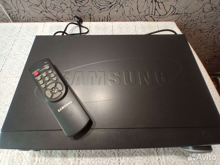 Видеомагнитофон