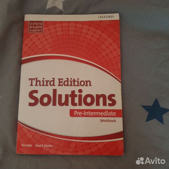 Solutions pre intermediate 3rd edition