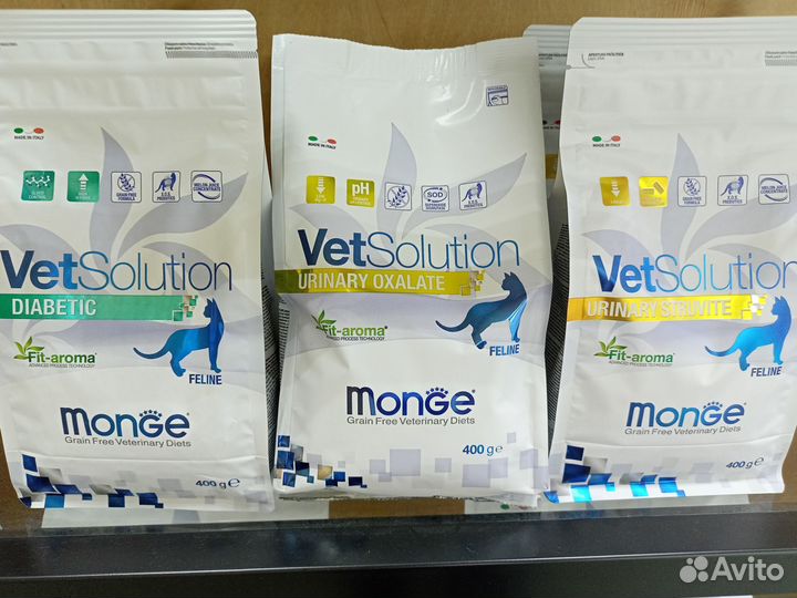 Корм для кошек и собак