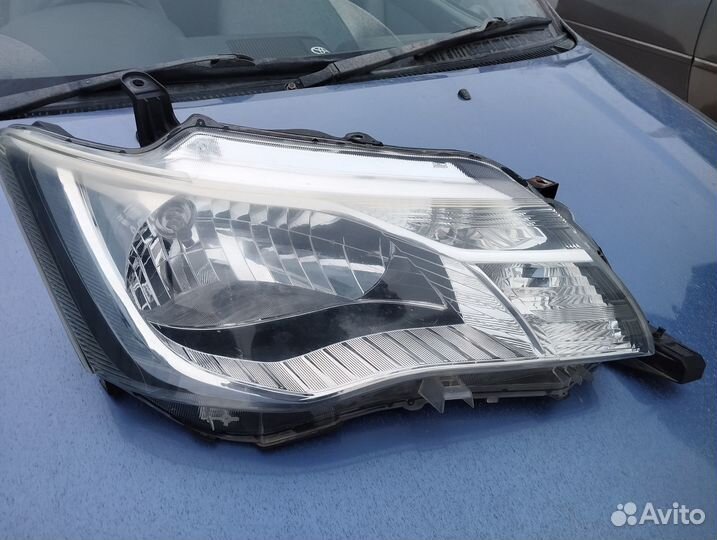 Фара правая Fielder 164