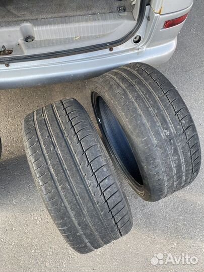 Triangle TH201 215/40 R17