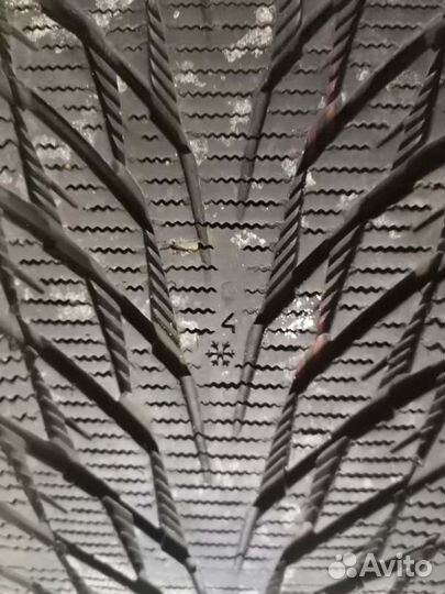 Nokian Tyres Hakkapeliitta R2 225/55 R17 101R