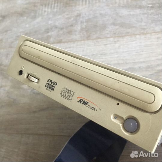 DVD/CD-RW привод