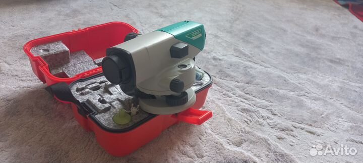 Нивелир оптический sokkia B40