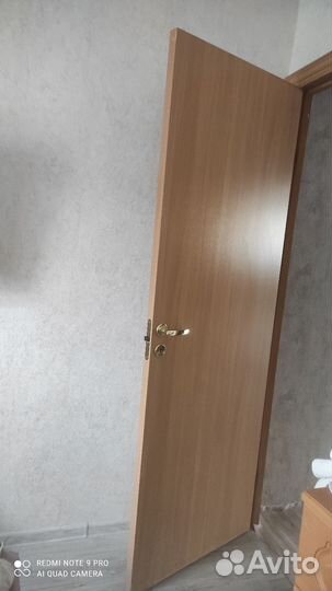 Межкомнатные двери бу 70 см с коробкой