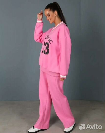 Костюм спортивный