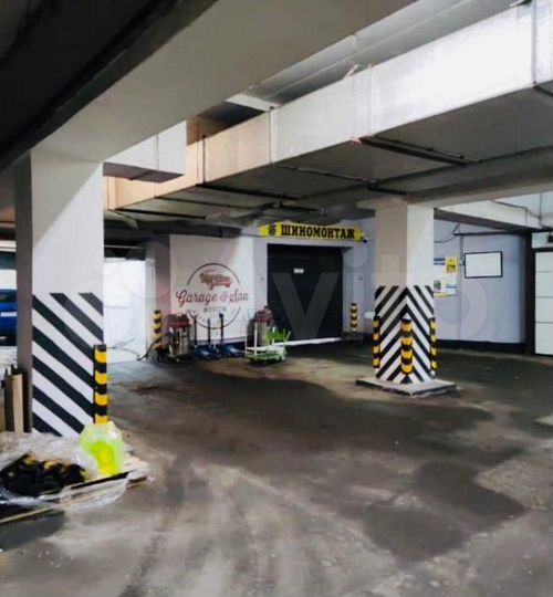 Машиноместо, 18 м²