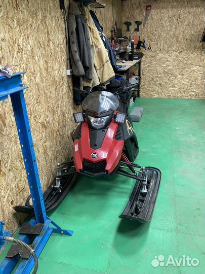 Снегоход стелс капитан 150