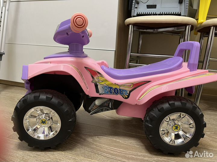 Детская машинка каталка(квадроцикл)