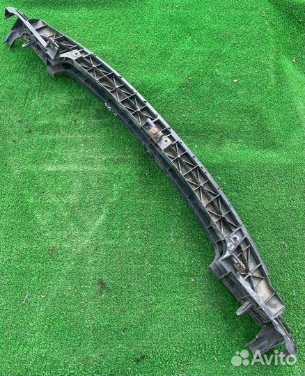 Усилитель бампера переднего Peugeot 206 1.4 2005