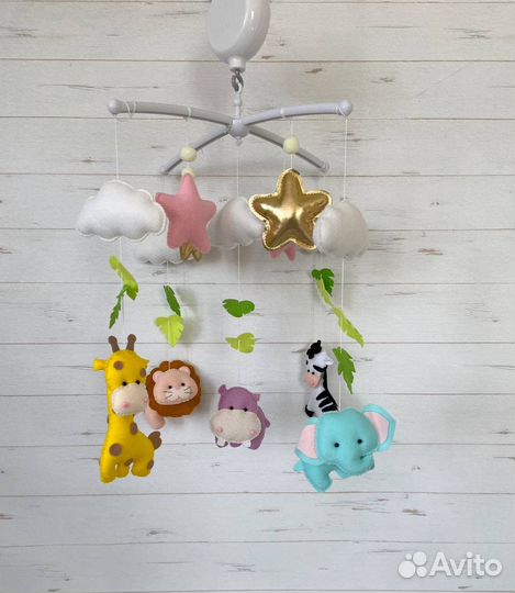 Мобили на кроватку 