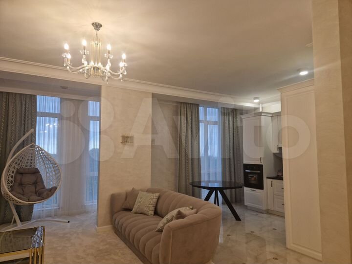 2-к. квартира, 74 м², 4/10 эт.