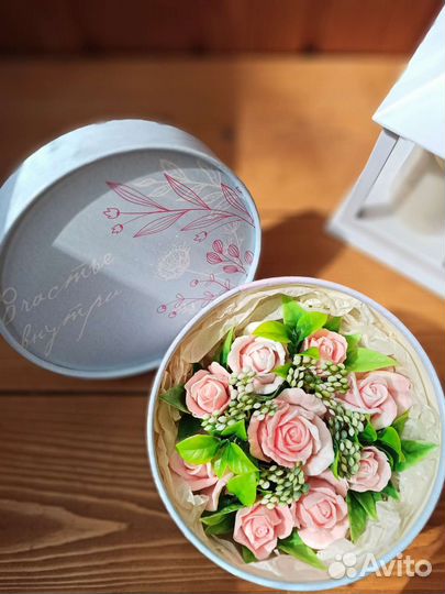 Цветочная композиция из мыла ручной работы