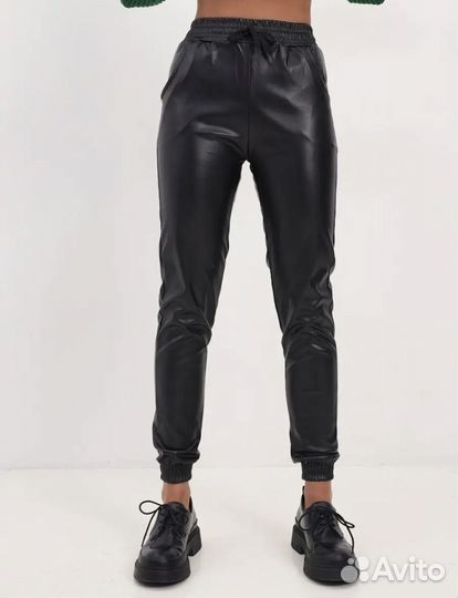 Брюки (джоггеры) под кожу