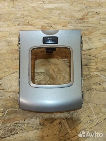 Накладка кулисы Toyota Corolla E150