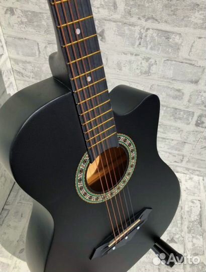 Гитара не бу