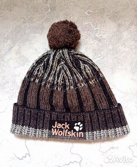 Мужская шапка зимняя с помпоном Jack Wolfskin