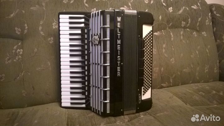 Аккордеон Weltmeister S 5. Готовый. 4/4