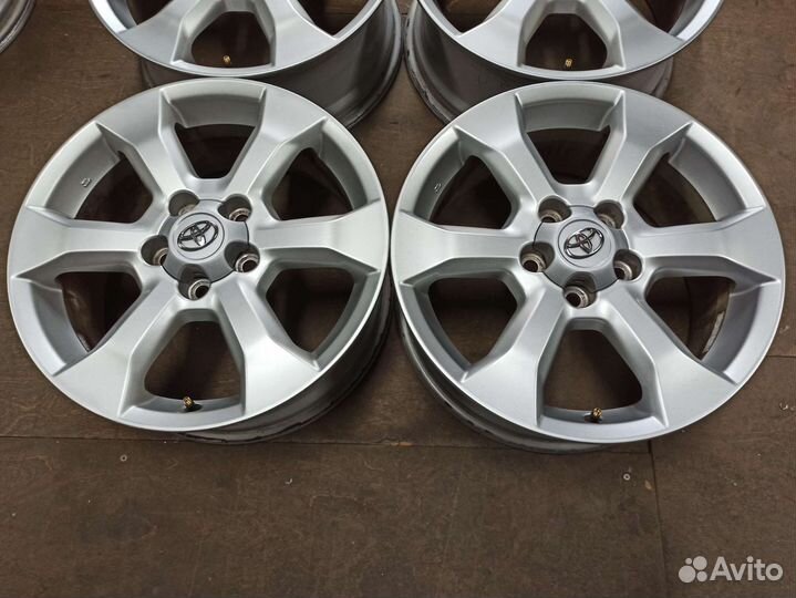 Диски 17 5х114,3 ET45 ориг. Тойота Рав-4 из Японии