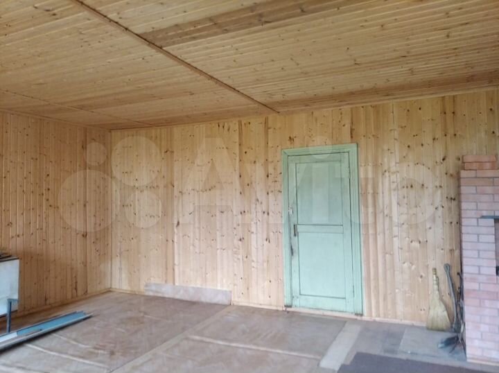 Дом 100 м² на участке 5 сот.