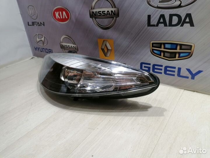 Фара Renault fluence Лев