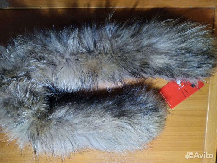 Меховой воротник енот