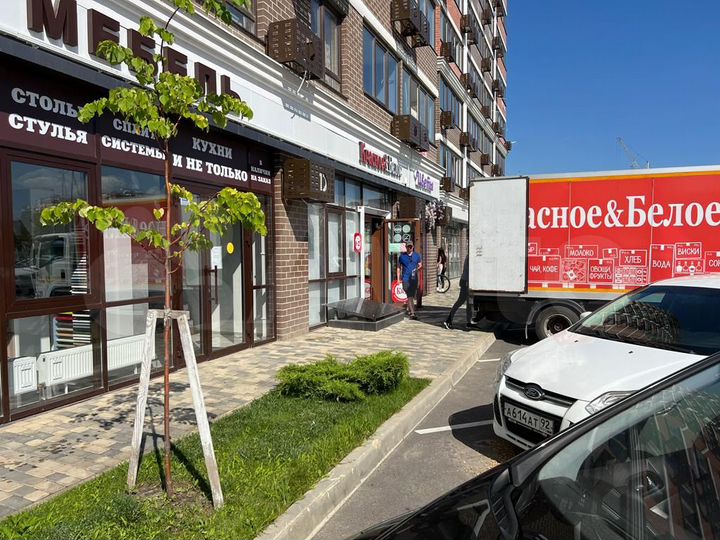 Торговая площадь, 48 м²