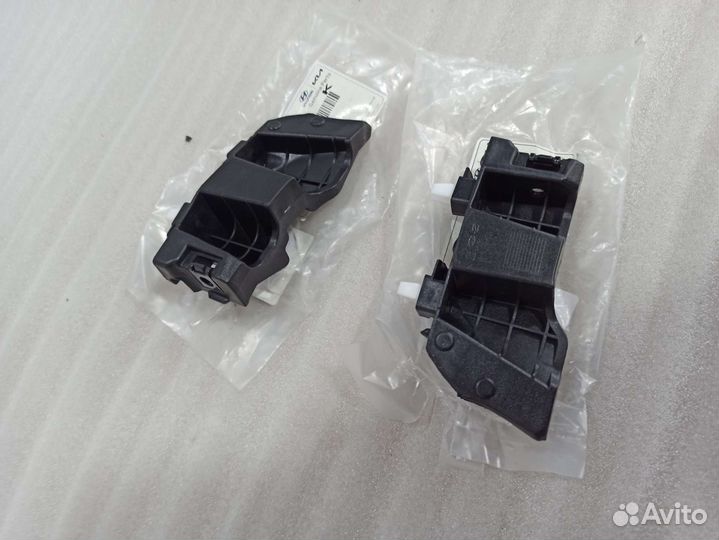 Крепление бампера Kia K5 оригинал