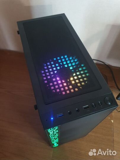 Игровой пк i3-10100f/rx580/ssd240/Ram8gb