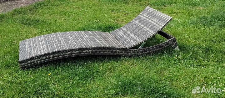Шезлонг